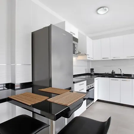 شقة Esterlicia 0-2 *