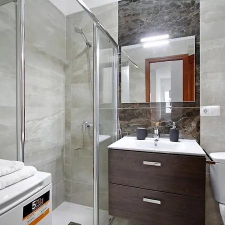 شقة Esterlicia 0-2 *